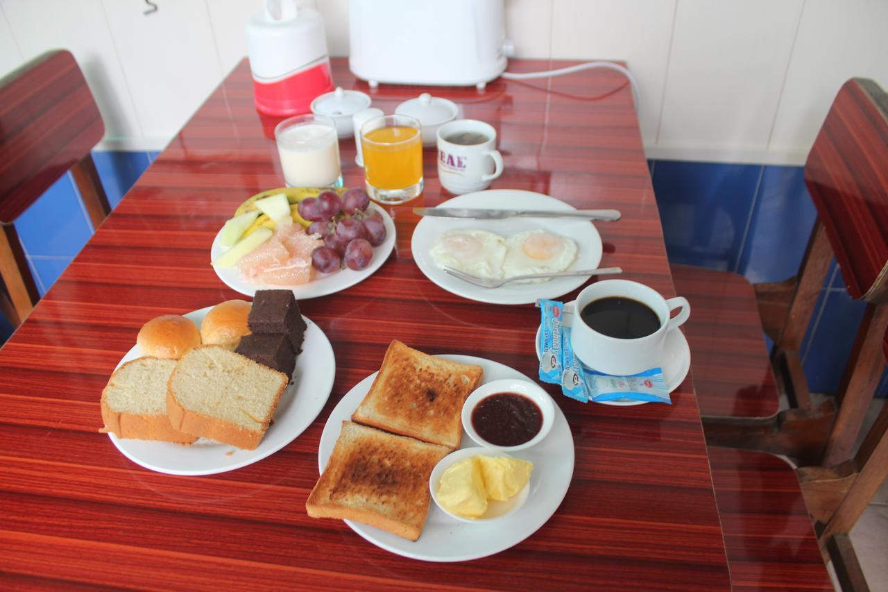 Mother Land Inn 2 Янгон Екстер'єр фото